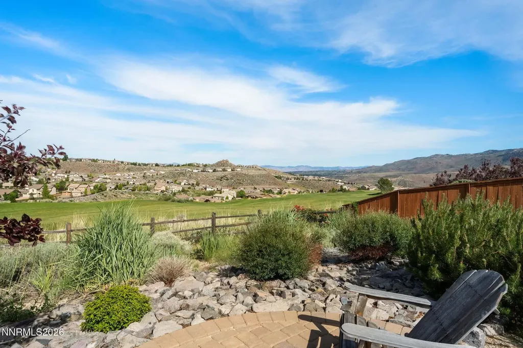 1590 Heavenly View Reno NV 89523