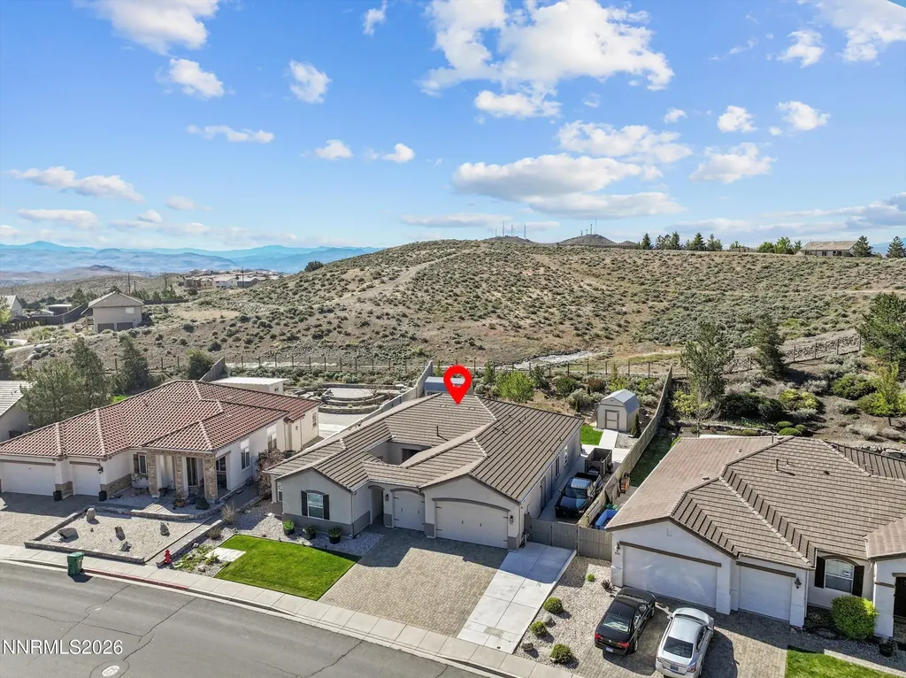 8450 Opal Station Reno NV 89506