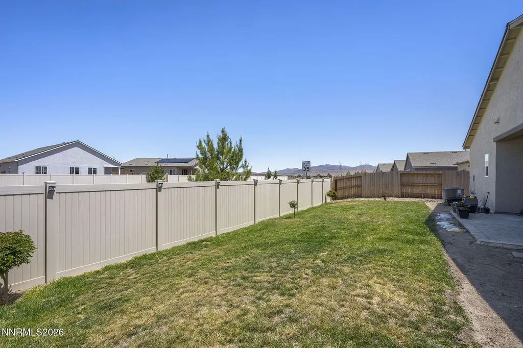 738 Butte Creek Dayton NV 89403