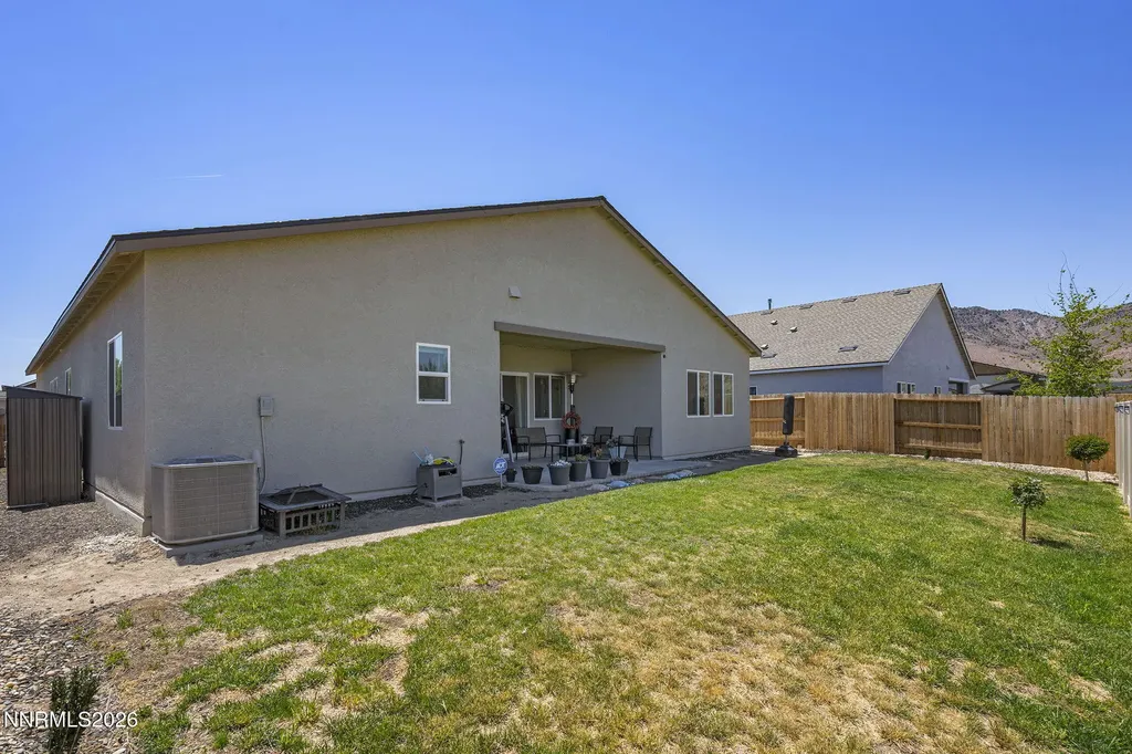 738 Butte Creek Dayton NV 89403