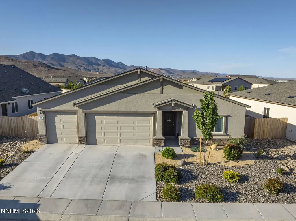738 Butte Creek Dayton NV 89403