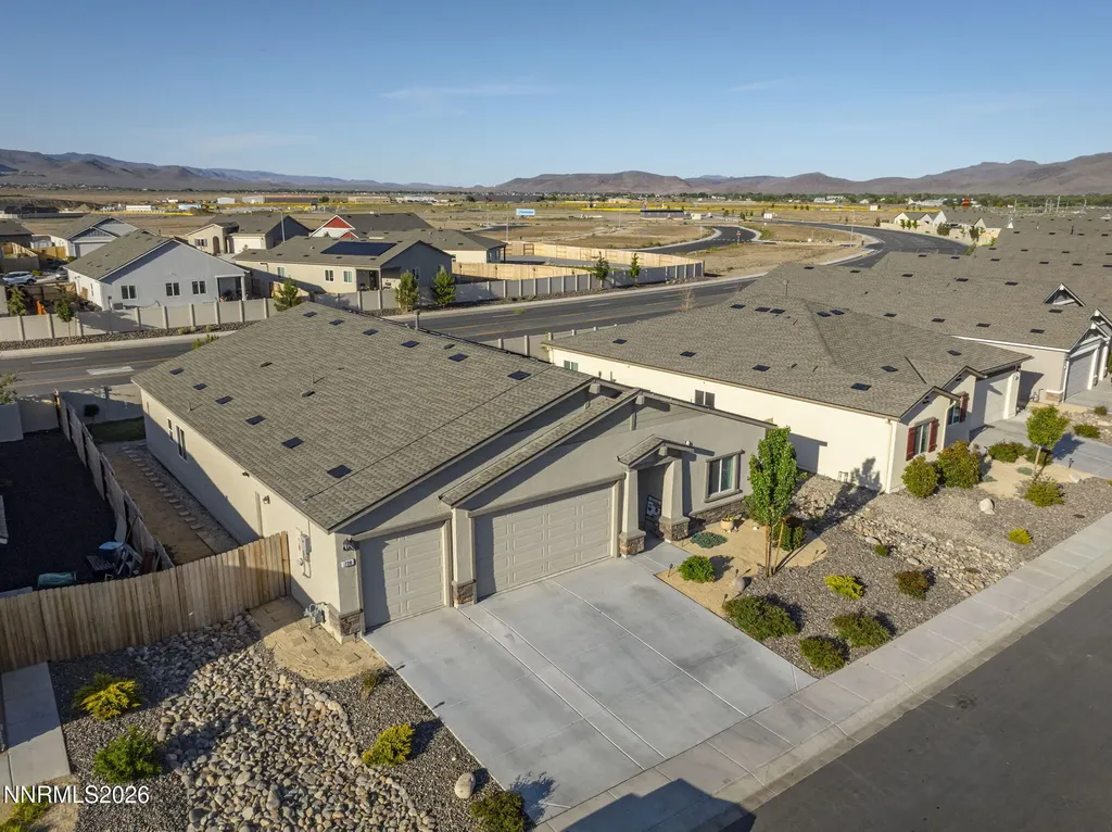 738 Butte Creek Dayton NV 89403