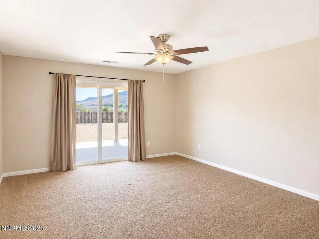 132 Bethpage Dayton NV 89403