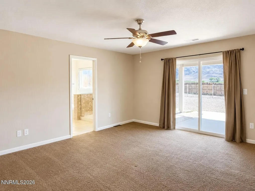 132 Bethpage Dayton NV 89403