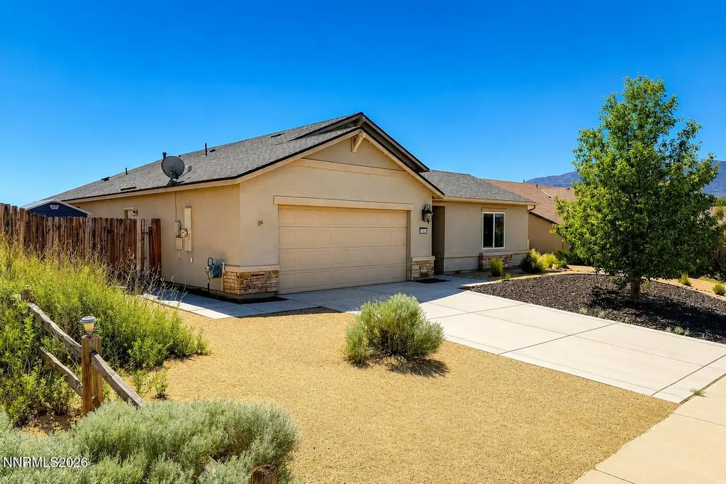 132 Bethpage Dayton NV 89403