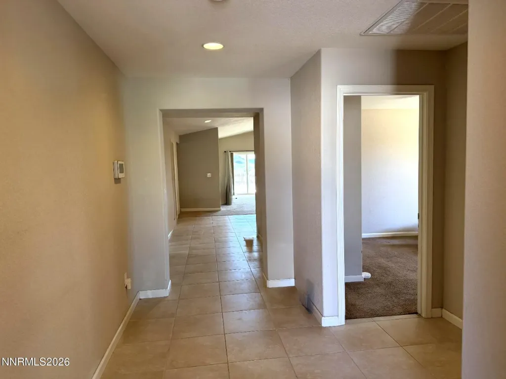 132 Bethpage Dayton NV 89403