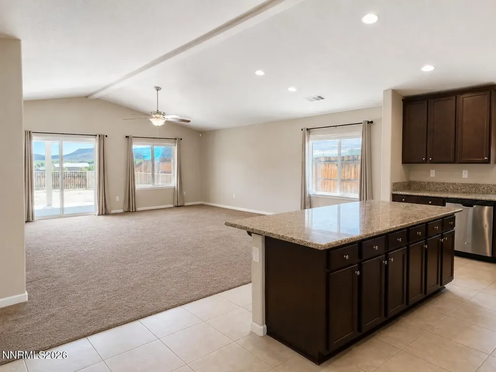 132 Bethpage Dayton NV 89403