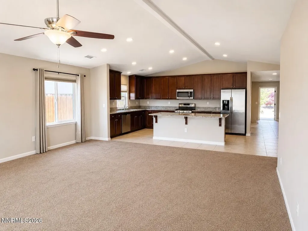 132 Bethpage Dayton NV 89403