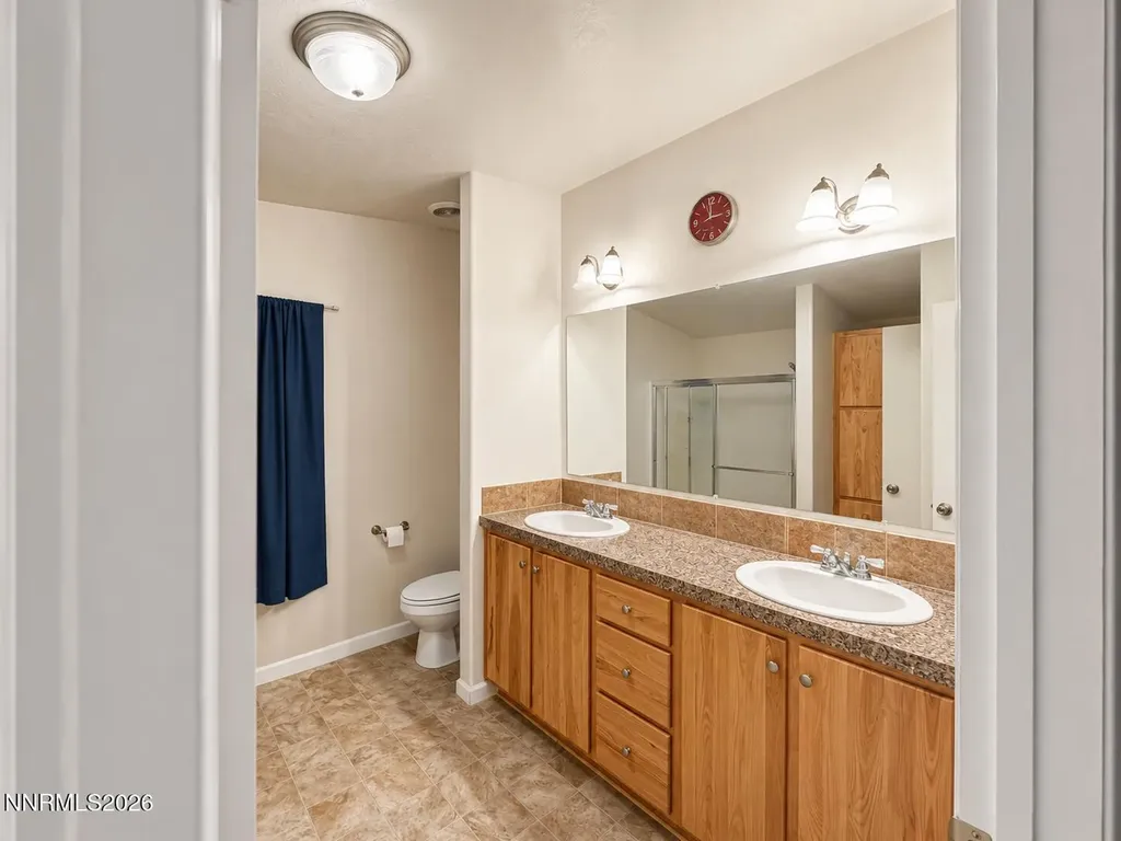 3415 Moon Winnemucca NV 89445