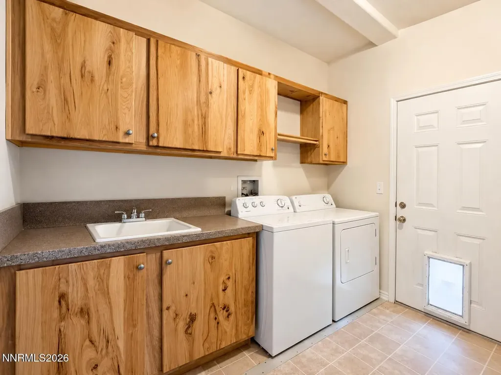 3415 Moon Winnemucca NV 89445