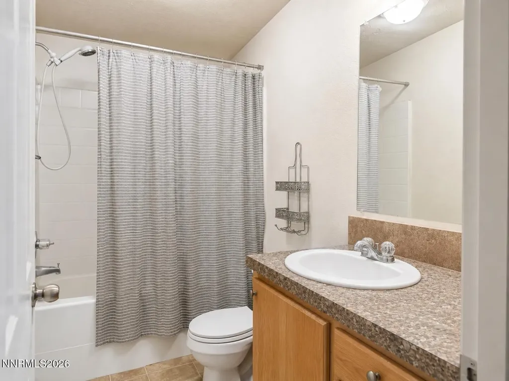 3415 Moon Winnemucca NV 89445
