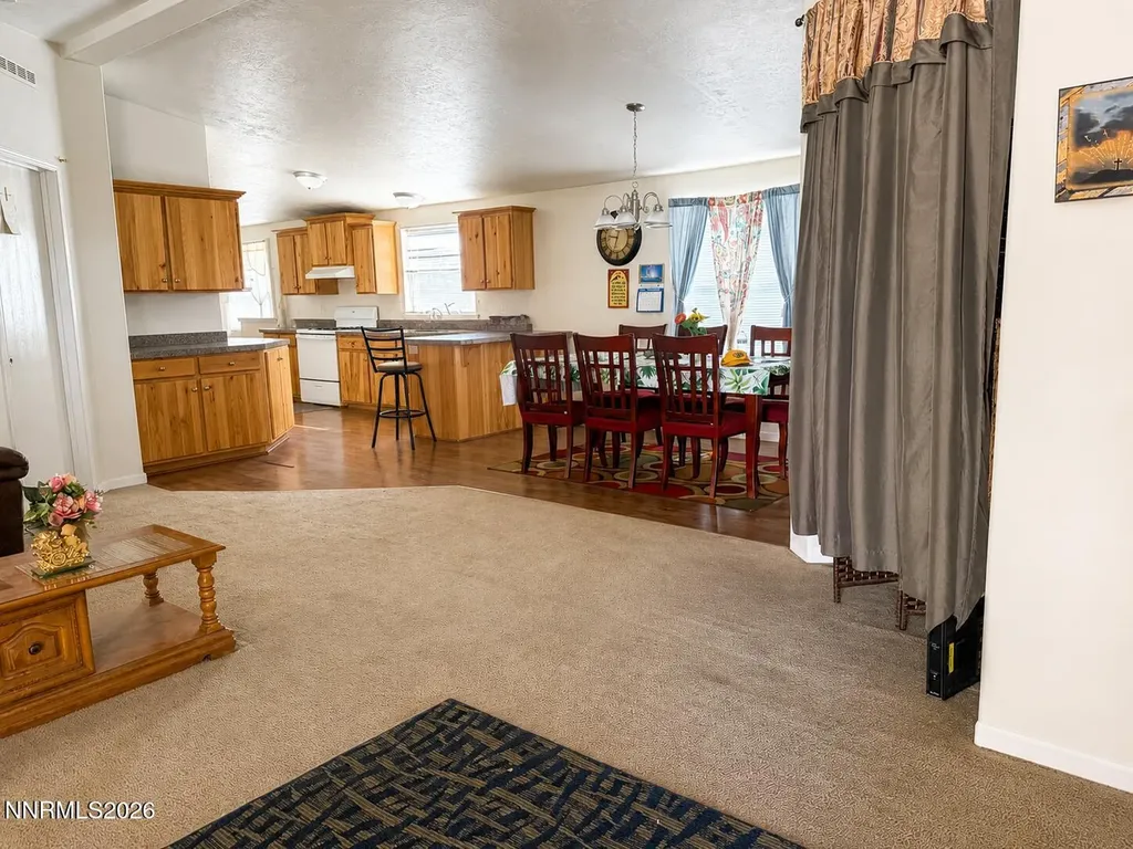 3415 Moon Winnemucca NV 89445