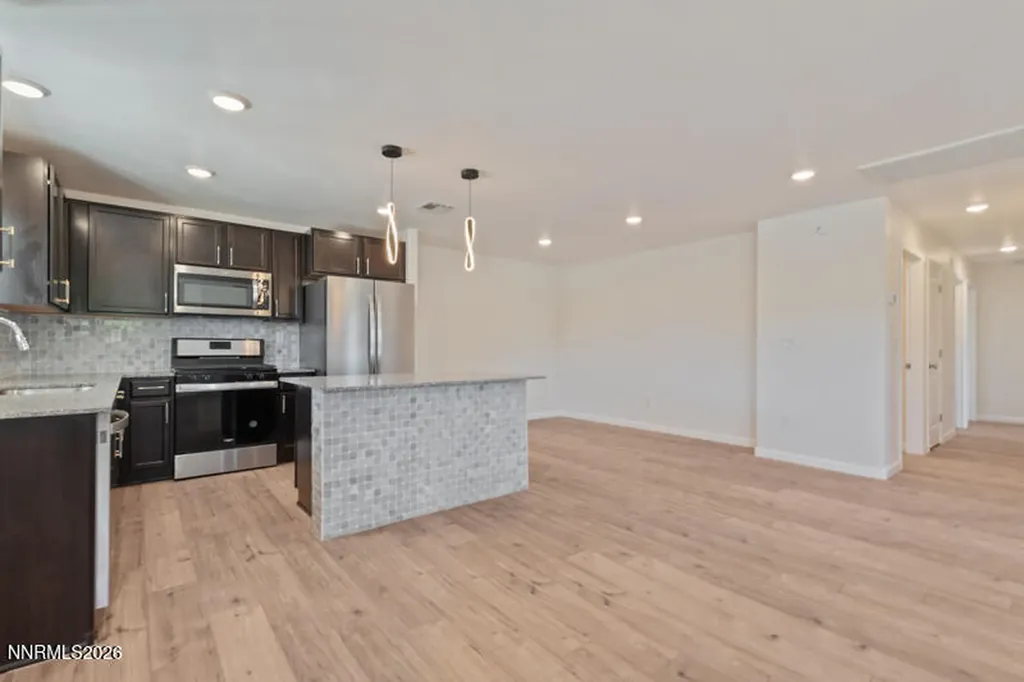 611 Yerington Reno NV 89506