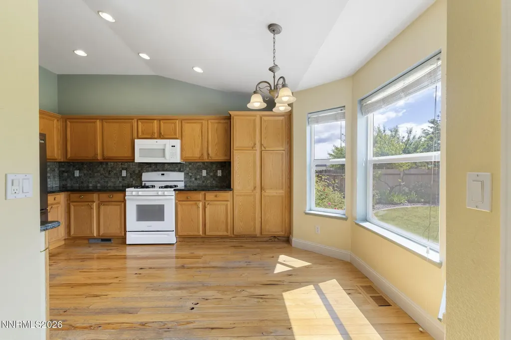 2972 Hot Springs Minden NV 89423