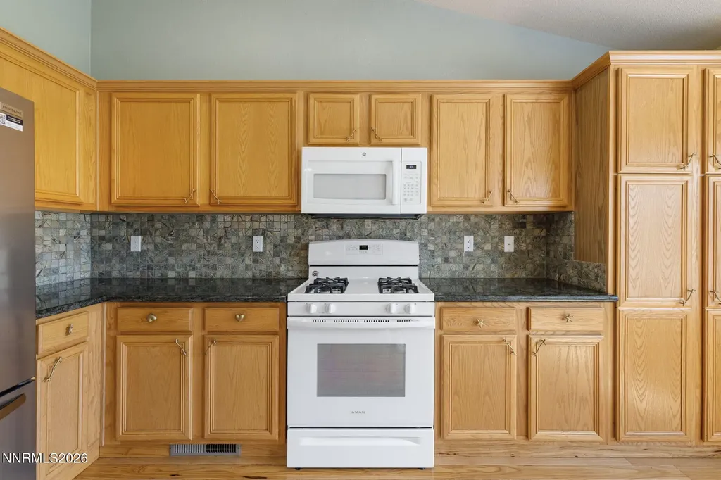 2972 Hot Springs Minden NV 89423
