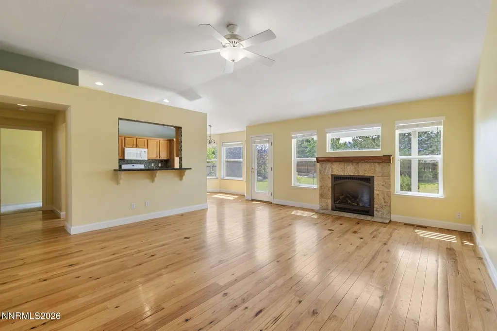 2972 Hot Springs Minden NV 89423