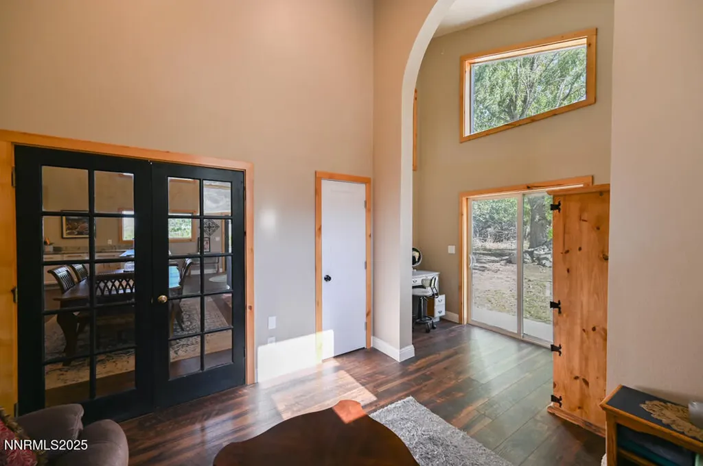 1147 Autumn Hills Gardnerville NV 89460