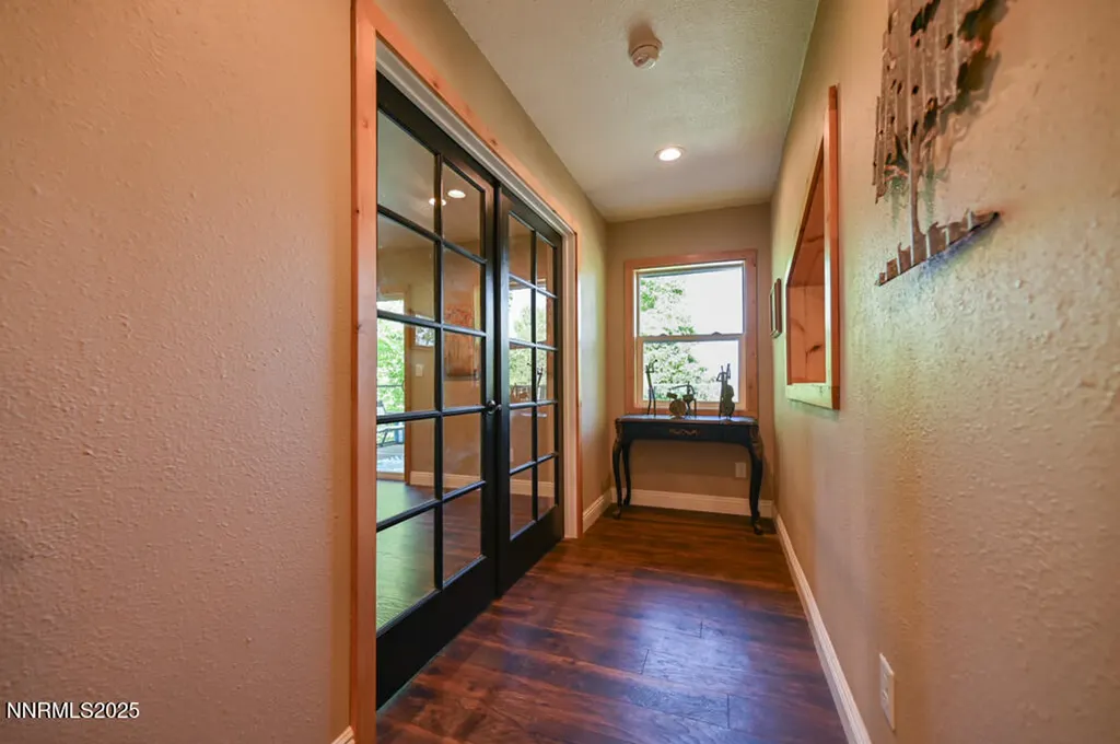 1147 Autumn Hills Gardnerville NV 89460