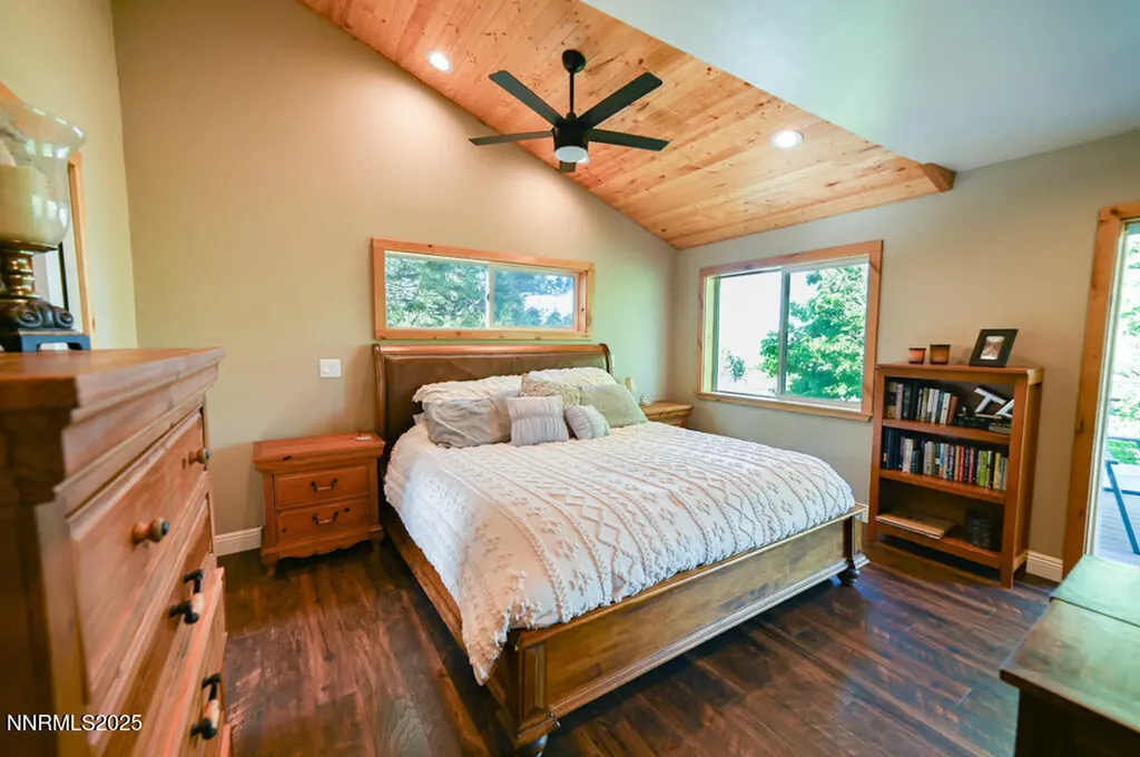 1147 Autumn Hills Gardnerville NV 89460