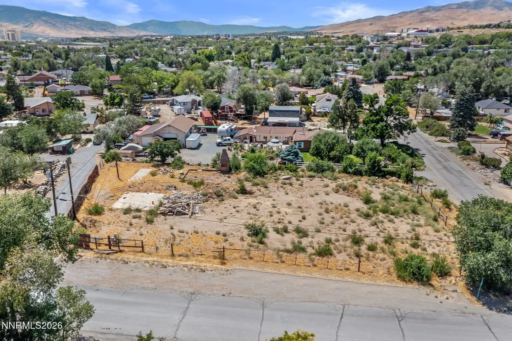 2090 Fife Reno NV 89512
