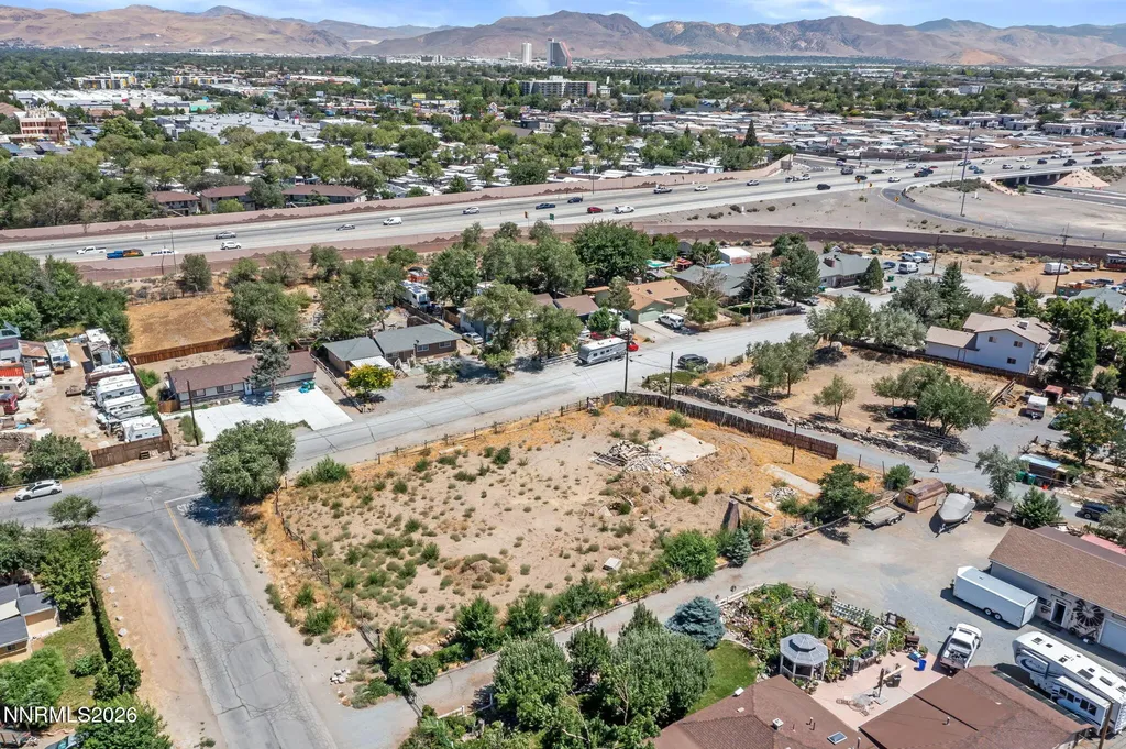 2090 Fife Reno NV 89512