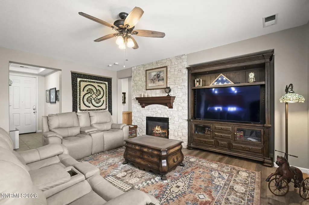 824 Ballybunion Dayton NV 89403