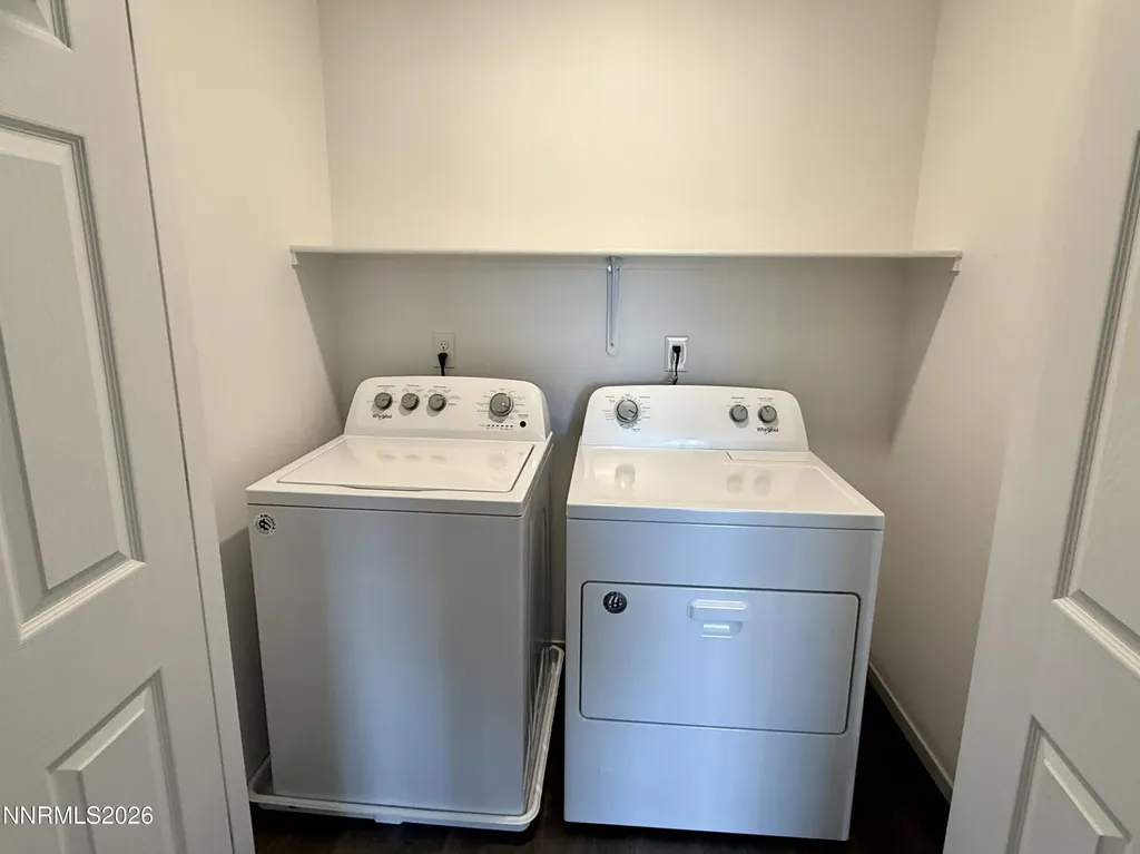 9851 Coastal Fog Reno NV 89506
