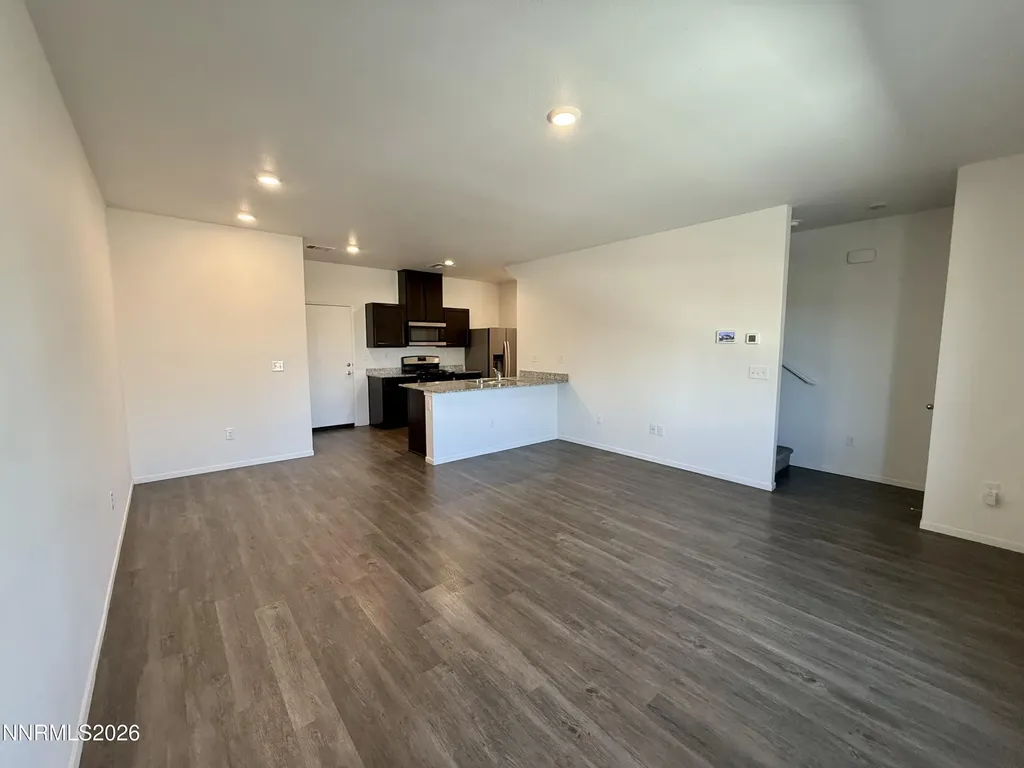 9851 Coastal Fog Reno NV 89506
