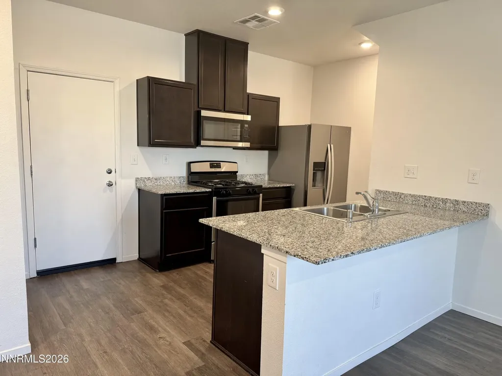 9851 Coastal Fog Reno NV 89506