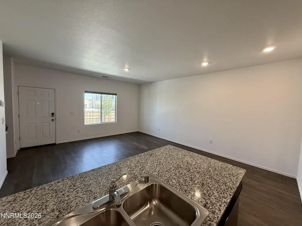 9851 Coastal Fog Reno NV 89506