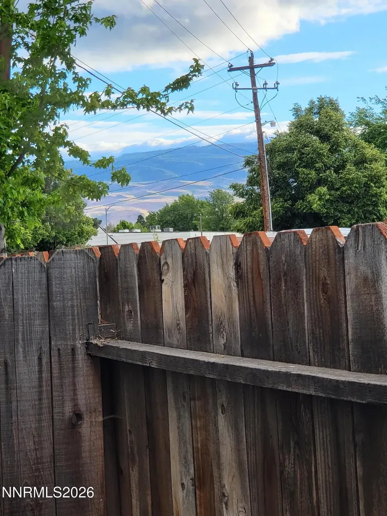 4606 Neil Reno NV 89502