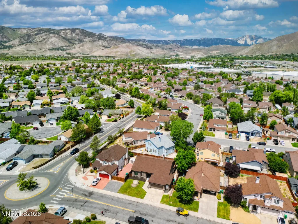 2560 Carriage Crest Carson City NV 89706