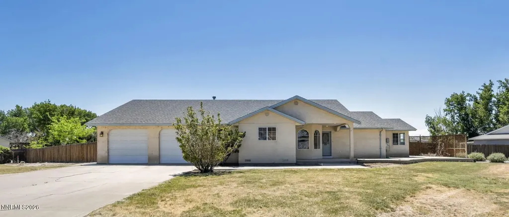 1221 Golden Park Fallon NV 89406