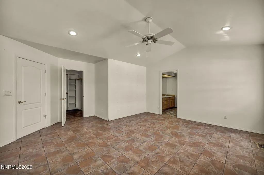 1221 Golden Park Fallon NV 89406