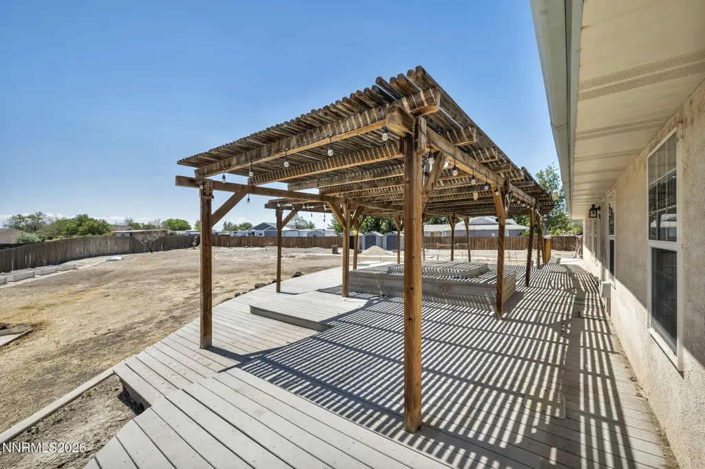 1221 Golden Park Fallon NV 89406