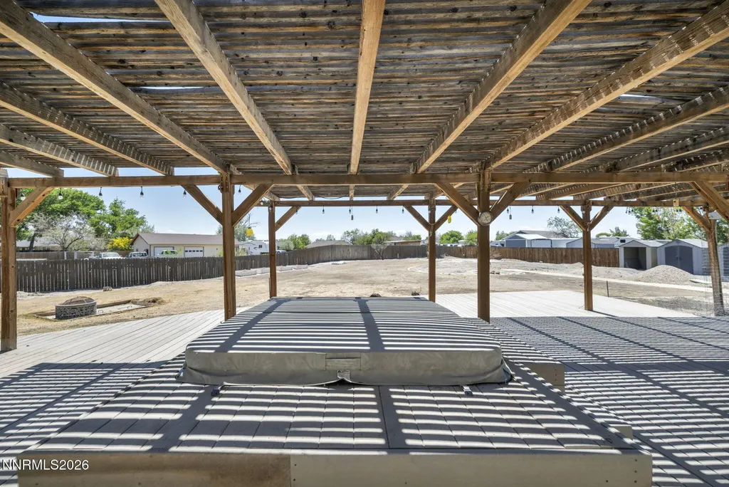 1221 Golden Park Fallon NV 89406