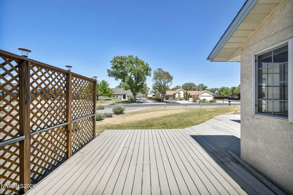 1221 Golden Park Fallon NV 89406