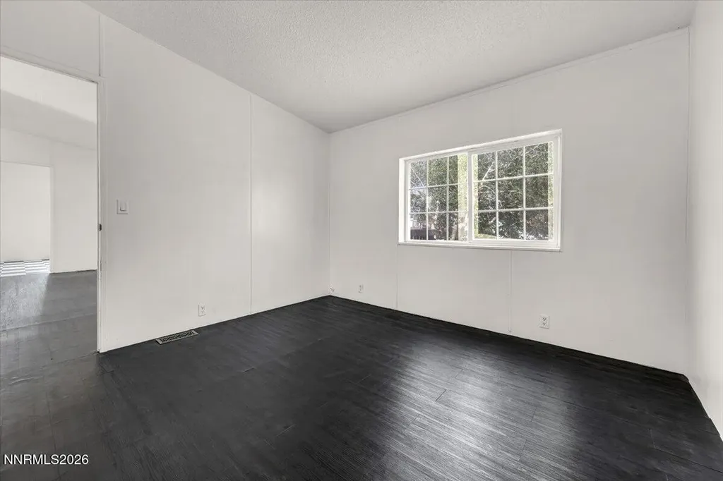 2585 Rawhide Silver Springs NV 89429
