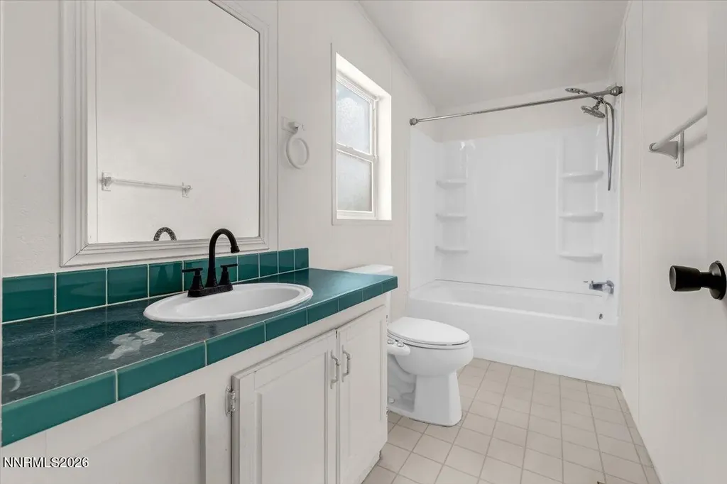 2585 Rawhide Silver Springs NV 89429