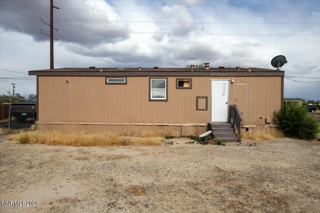 2585 Rawhide Silver Springs NV 89429