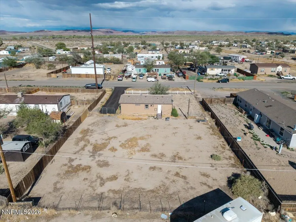 2585 Rawhide Silver Springs NV 89429