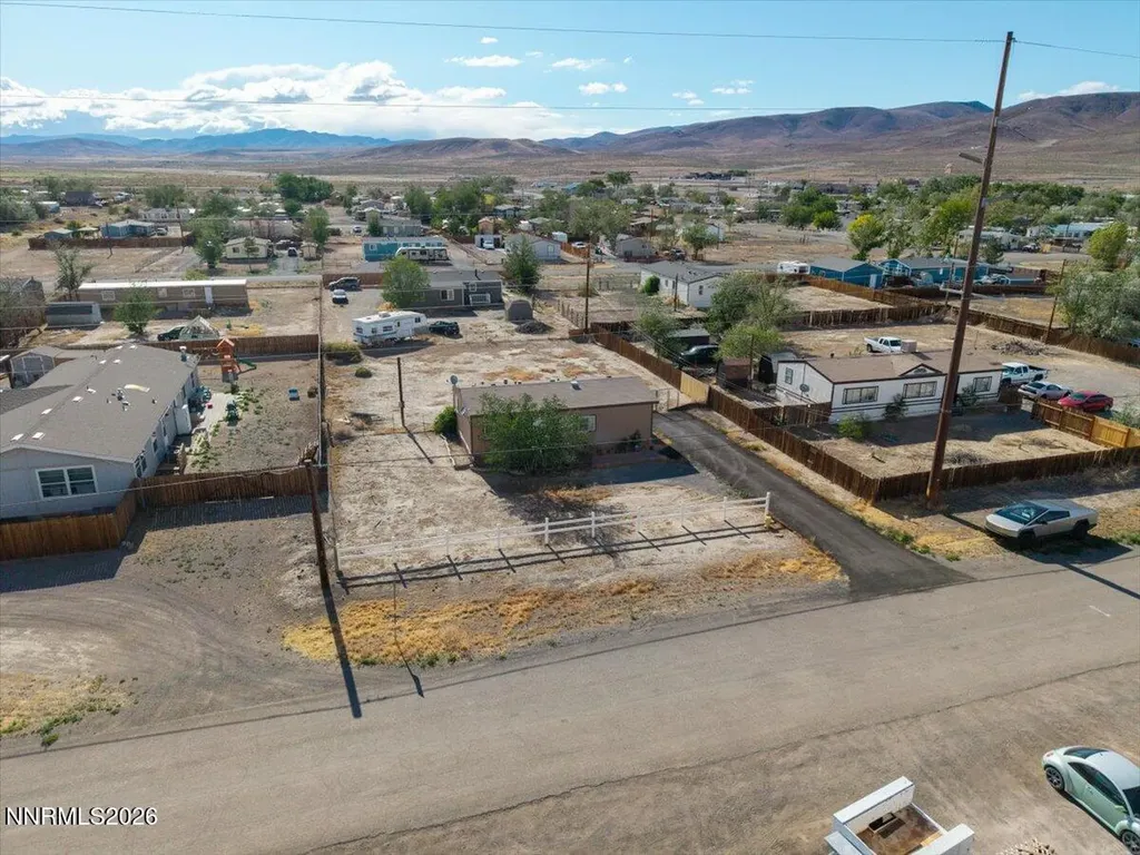 2585 Rawhide Silver Springs NV 89429