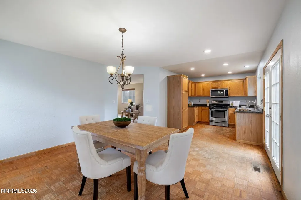 8486 Piper Reno NV 89506