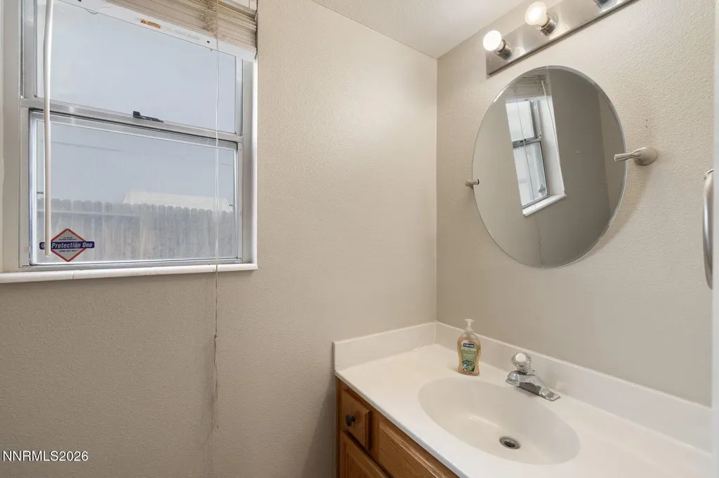 8486 Piper Reno NV 89506
