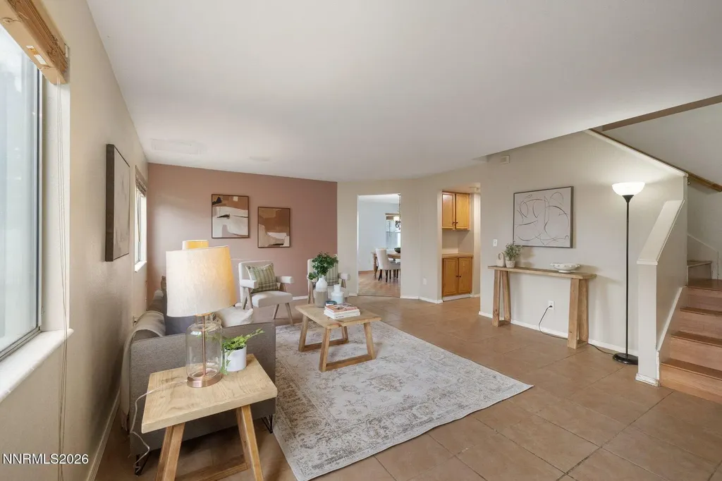 8486 Piper Reno NV 89506