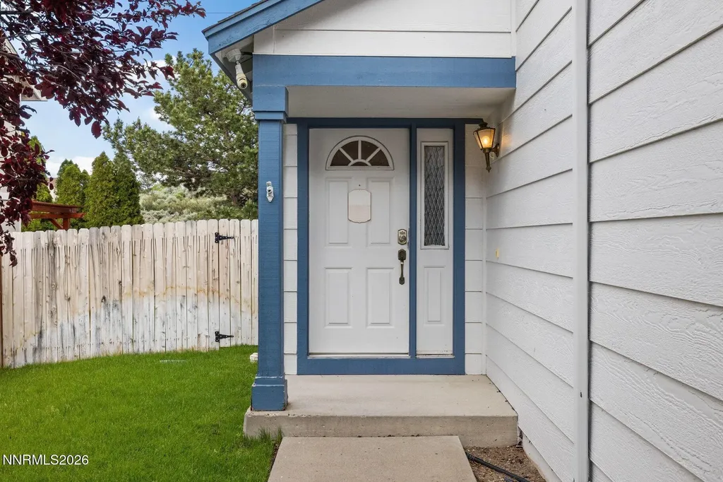 8486 Piper Reno NV 89506