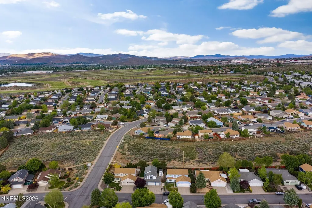 8486 Piper Reno NV 89506