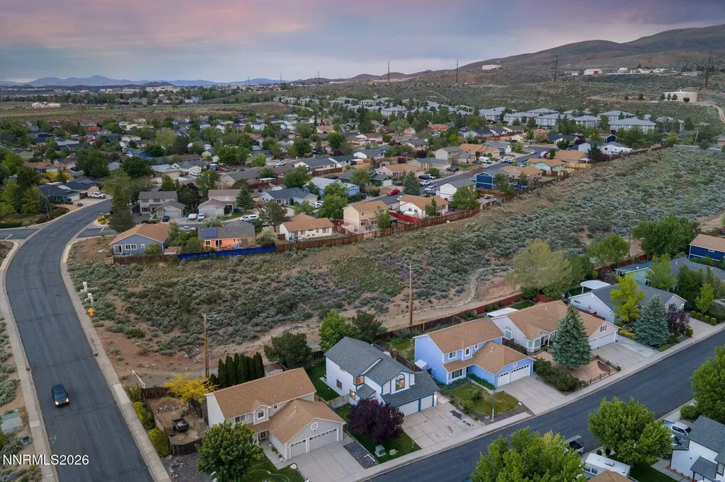 8486 Piper Reno NV 89506