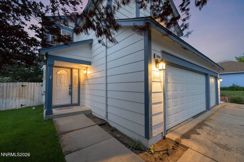 8486 Piper Reno NV 89506
