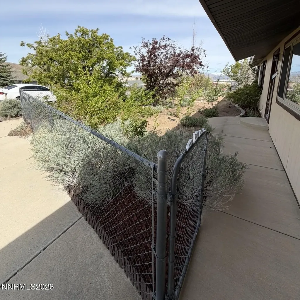 2240 Dakota Reno NV 89506